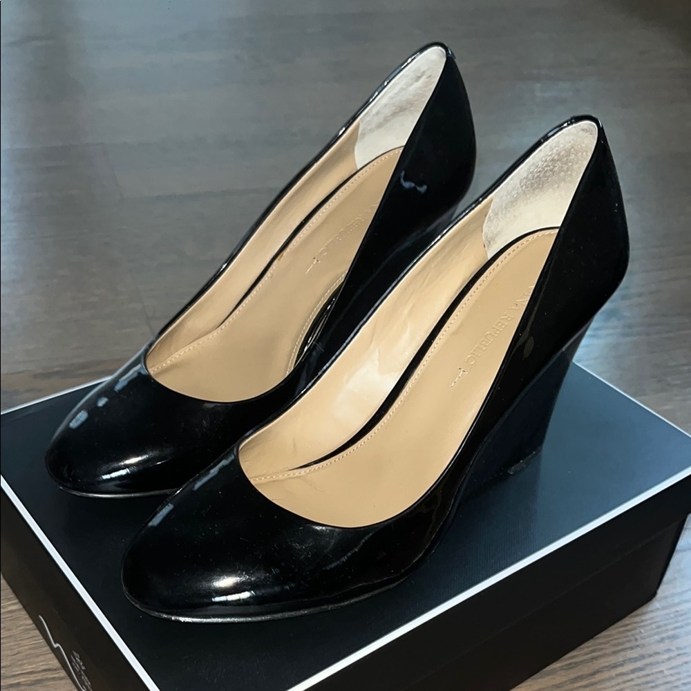 Banana Republic Black Wedge Heels